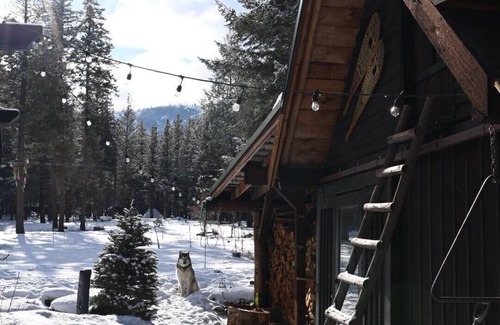 Twisp Cabin | Whispering Pines Cabin Retreat