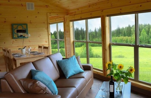 Grafton Resort | Whispering Springs Wilderness Retreat
