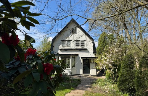 Municipality of Heiloo Cottage | Whispering Woods - Three Bedroom Cottage, Sleeps 4