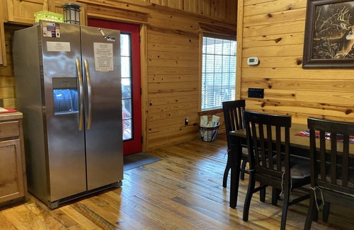 Broken Bow Cabin | Whisperwind -2 bedroom, 2 bath, Hot tub