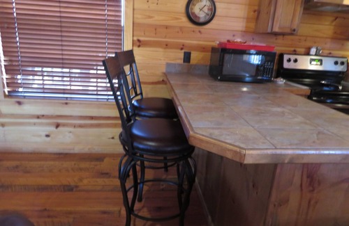 Broken Bow Cabin | Whisperwind -2 bedroom, 2 bath, Hot tub