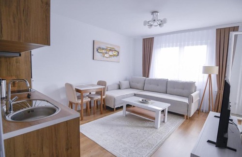 Matiçan Apartment | White Apartment
