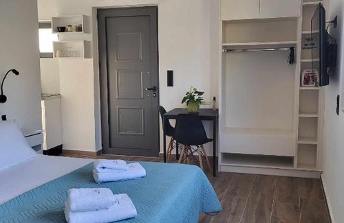 Sisai Apartment | White Boutique Homes - Euphoria