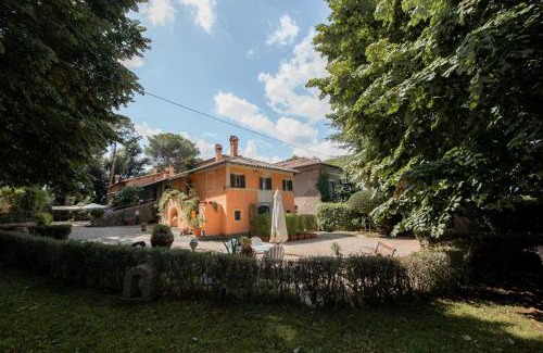 Rocca di Papa Villa | White Elegant and Charming Country House near Rome