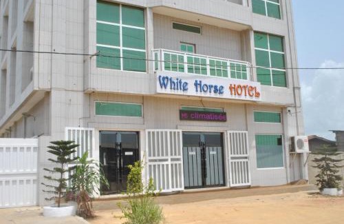 Agblangandan Hotel | White Horse Hotel Cotonou