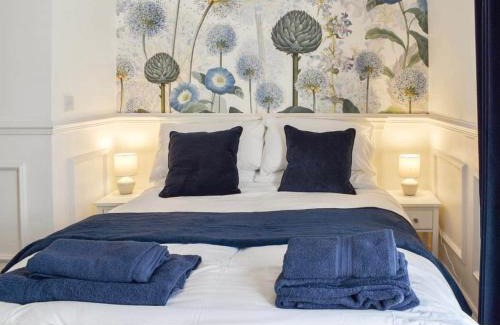 Newborough House | White Horses Anglesey