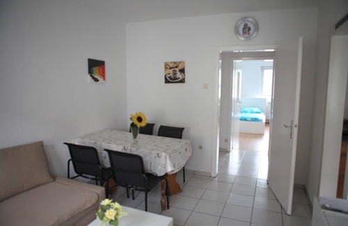 Wiemelhausen Apartment | White House Bochum II