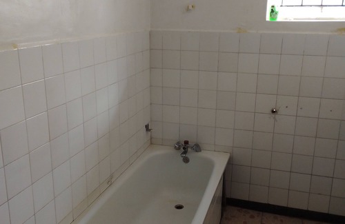 Eldoret House | WHITE HOUSE LOUNGE & GUEST HOUSE
