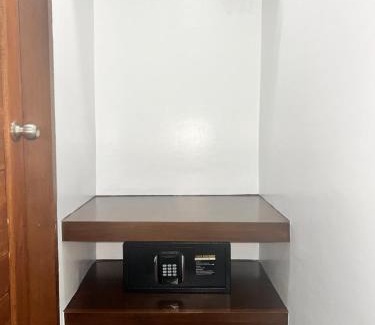 Libaong Apartment | White house panglao