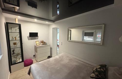 Malbork Apartment | White house