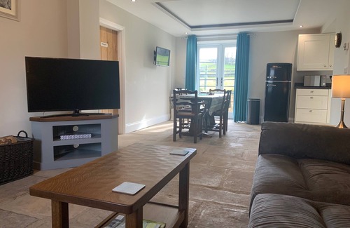 Fremington Cottage | White Lea is a beautiful Dales Cottage recently transformed into a fantastic holiday home.