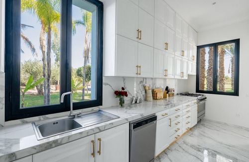 Tameslouht Villa | White Mansion Marrakech