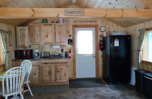 Woodsville Cabin | White Mountain scenic river camp with cozy cabin