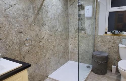 Newry House | White O'Morn Cabin