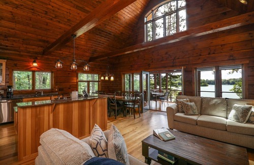 King House | White Pine Inn at Sunset Lake