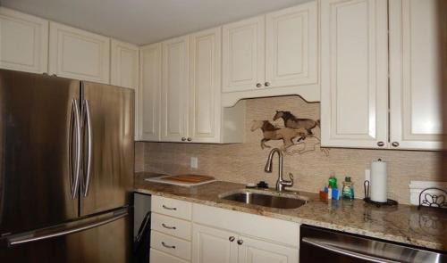 Teton Village Apartment | White Ridge B2