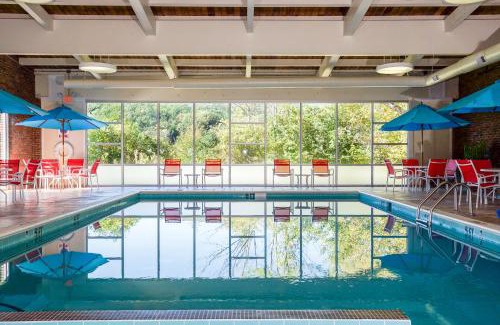 White River Junction Hotel | White River Inn & Suites