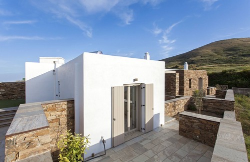 Tinos Villa | White Tinos Luxury Suites
