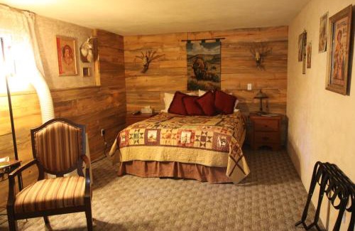 Fenn Bed & Breakfast | Whitebird Summit BNB