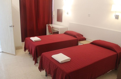 Is-Salina Bed & Breakfast | Whitestar in Salina