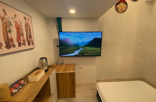 Hang Dao Apartment | Whitesun Old Quarter, Quiet and Cozy Ground Floor 2 Beds Apt