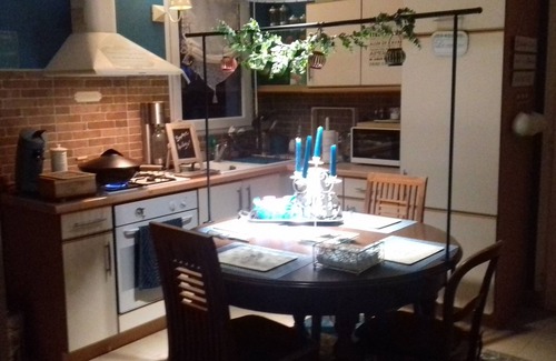 Caudan House | Whole House Bed and Breakfast