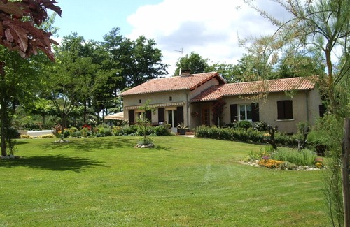 Rochechouart House | Whole house with pool ideal for families