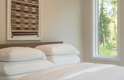 Wasilla Resort | Why rent a house? Have a whole resort!