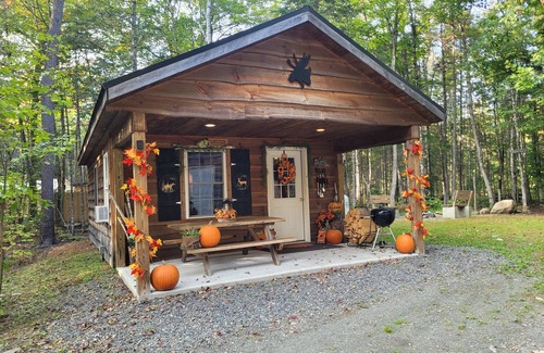 Abbot Cabin | Wicked Cute Cabin along the Piscataquis River