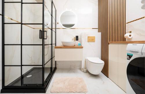 Lodz Apartment | Widzewska Deluxe Apartment by BookingHost