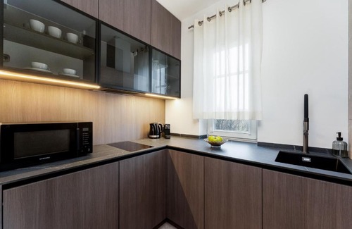 Wesoła Zachod Apartment | Wielopole Top Floor Apartments by Hostly