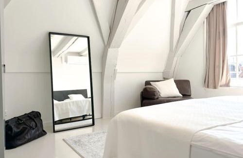 Amsterdam City Centre Apartment | Wijnkopershuis Hendricksz