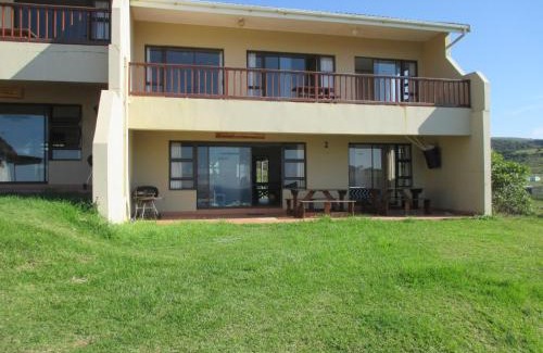 Mgxotyeni House | Wild Bay - Hole in the Wall Resort