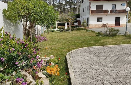 Vale Furado Villa | WILD DROP surfcamp/Hostel
