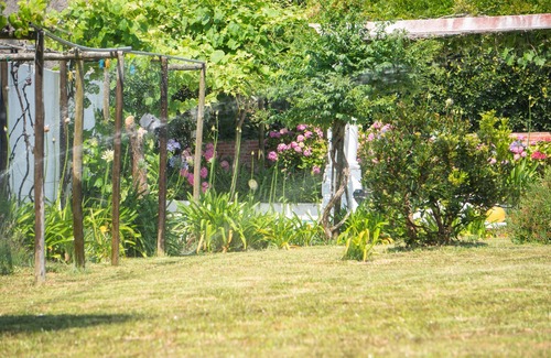 Vale Furado Villa | WILD DROP surfcamp/Hostel
