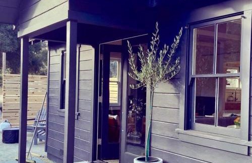 Arroyo Grande House | Wild Hair Studio-stylish Farm Stay W Ev Charger