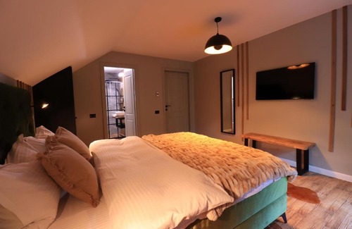 Riu de Mori House | Wild Hunts Lodge Retezat