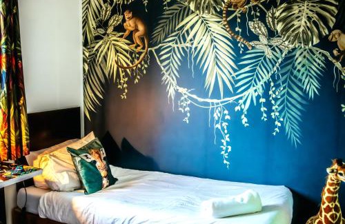 Kilmun Ski Chalet | Wild Jungle Retreat