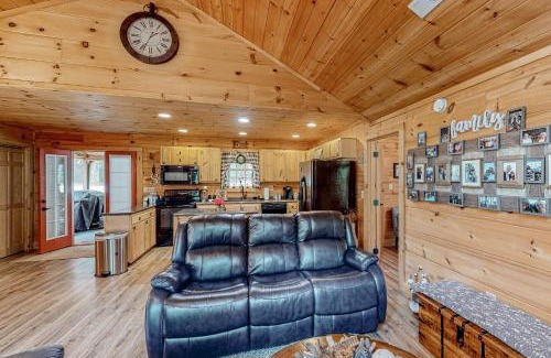 Lake Lure House | Wild Rose Cabin
