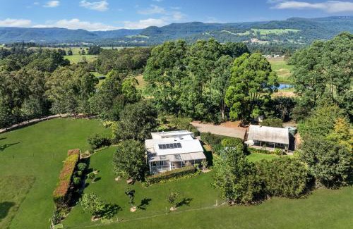 Barrengarry House | Wild Rose Cottage Kiaroo Estate, Kangaroo Valley