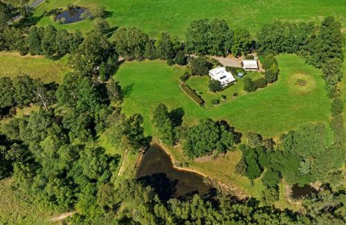 Barrengarry House | Wild Rose Cottage Kiaroo Estate, Kangaroo Valley