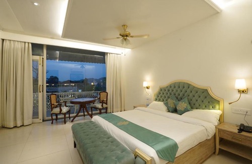 Kishangarh Hotel | Wild Woods