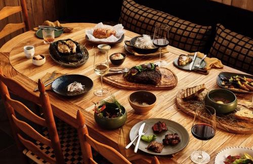 Gardiner Hotel | Wildflower Farms, Auberge Collection