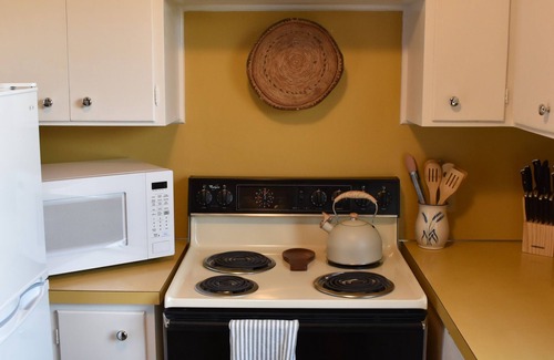 Garfield Apartment | Wildflower Suites South