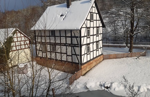 Rotenburg an der Fulda House | Wildhüterhaus - Ferienhaus an der Wasserburg Schwarzenhasel