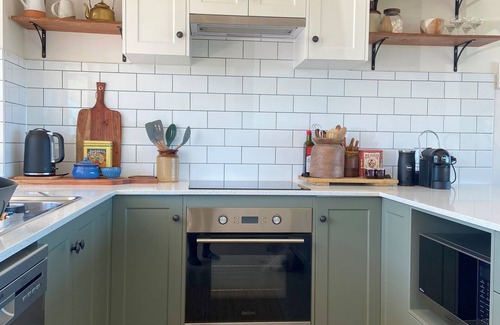 Old Noarlunga Cottage | Wildhill - secluded retreat with panoramic views