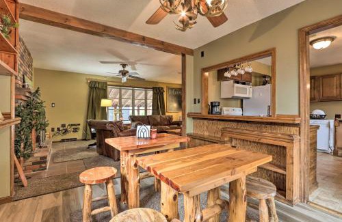 Easley House | Wildlife Lodge Columbia Retreat off I-70!