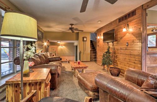 Easley House | Wildlife Lodge Columbia Retreat off I-70!