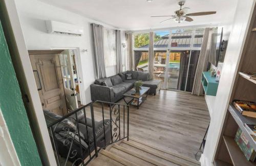 Parkside House | Wileys Paradise Three Bedroom Two Bath plus Office and Heated Pool