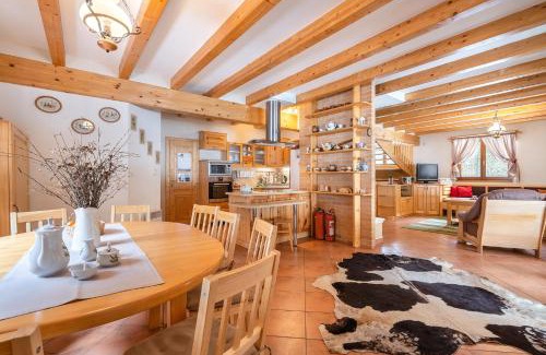 Liptovske Revuce House | Wili Hunter